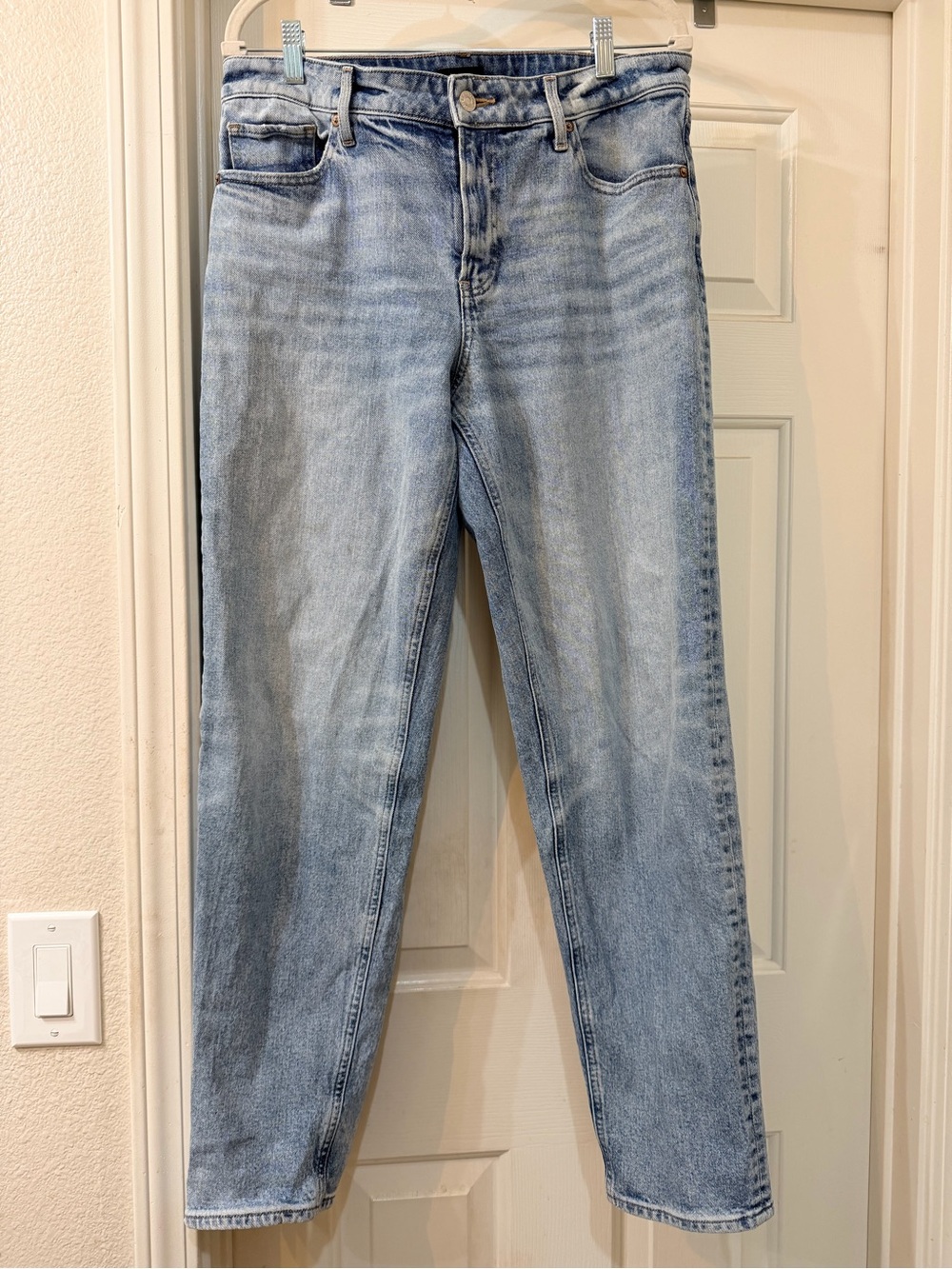 Express Light Blue Straight Leg Women’s Jeans